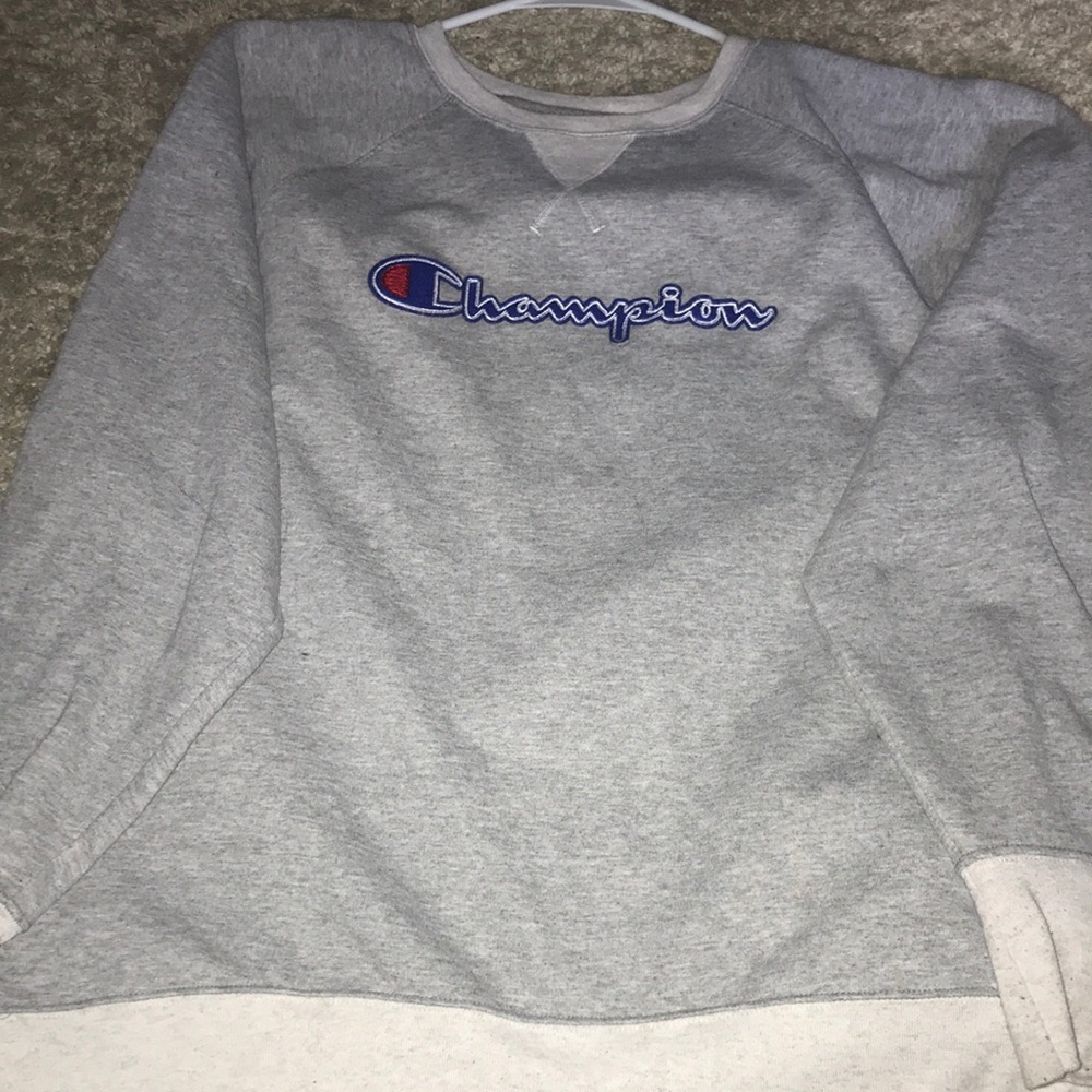 Light grey champion crew neck, size XL